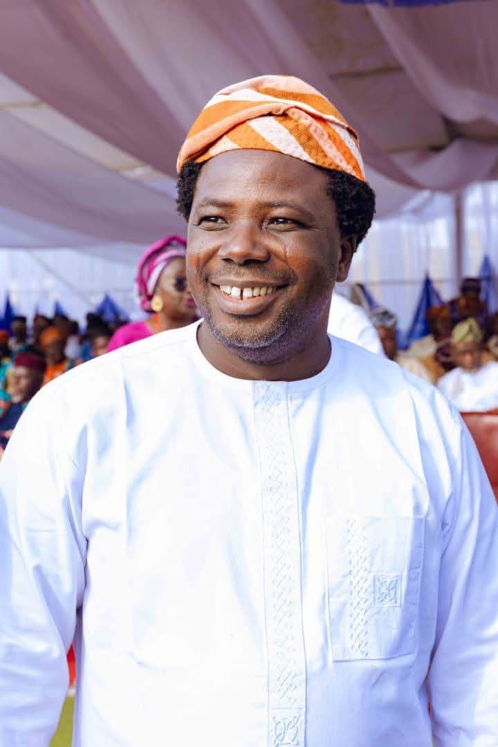 YEWA NORTH LG BOSS TO DISTRIBUTE 30,000 CASH CROPS SEEDLINGS